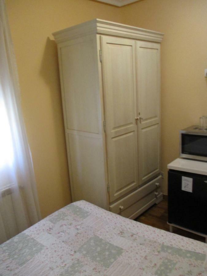Hostal Becares Palencia Exterior foto