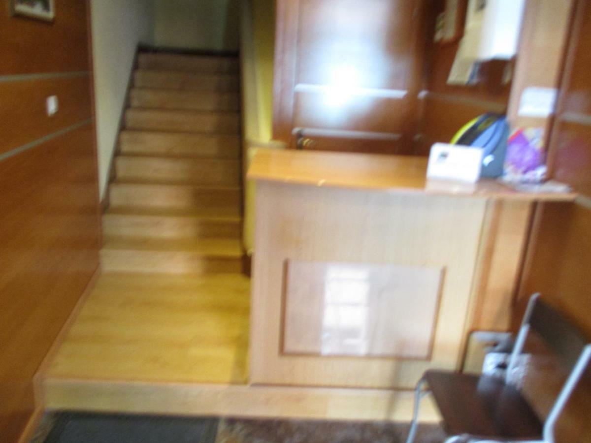 Hostal Becares Palencia Exterior foto
